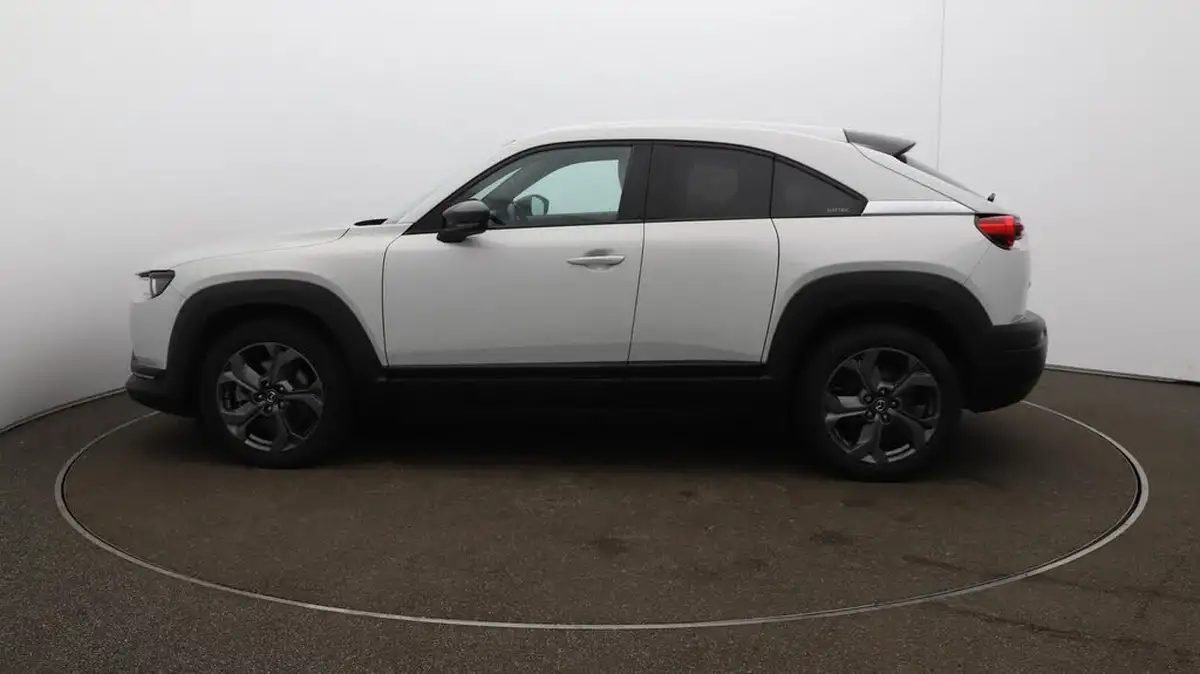 2021-mazda-mx-30-e-first-edition-big-63
