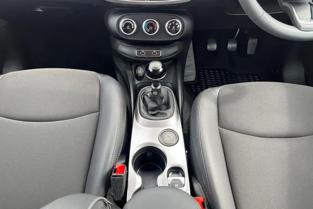 2021-fiat-500x-10-firefly-turbo-hey-google-big-16