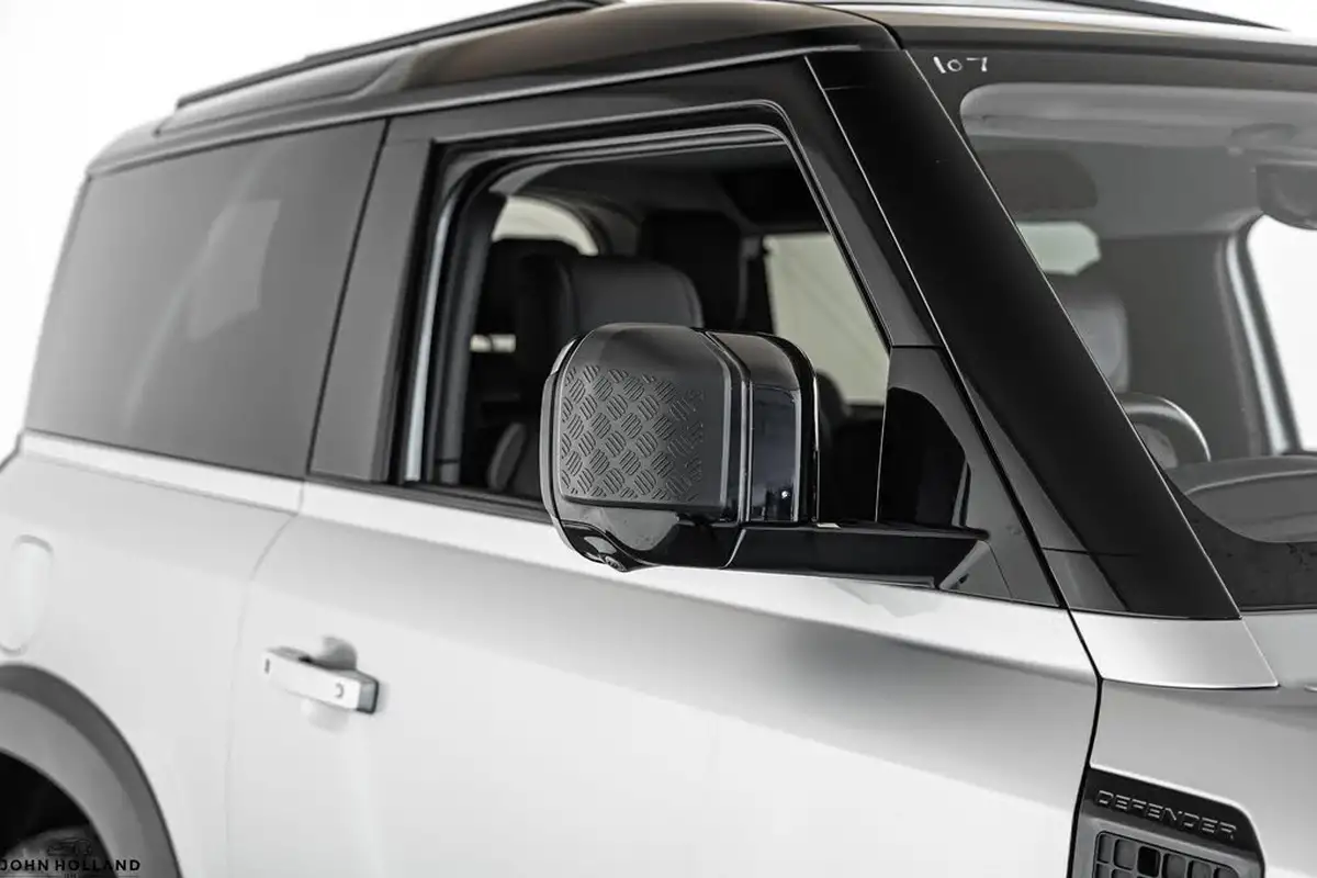 2021-land-rover-90-defender-30-d250-hse-big-14
