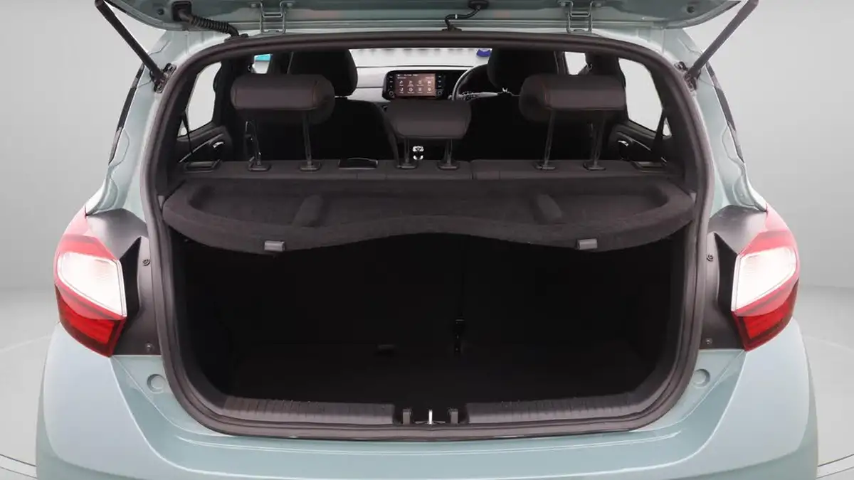 2023-hyundai-i10-10-t-gdi-n-line-big-17