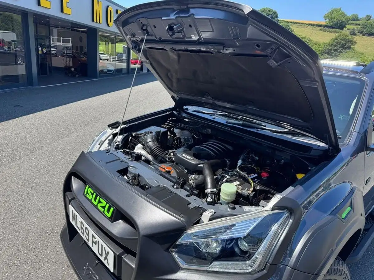 2019-isuzu-d-max-19td-yukon-nav-double-pickup-auto-big-23