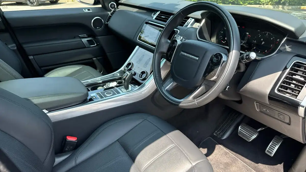 2022-land-rover-range-rover-sport-30-d300-hse-dynamic-black-big-20