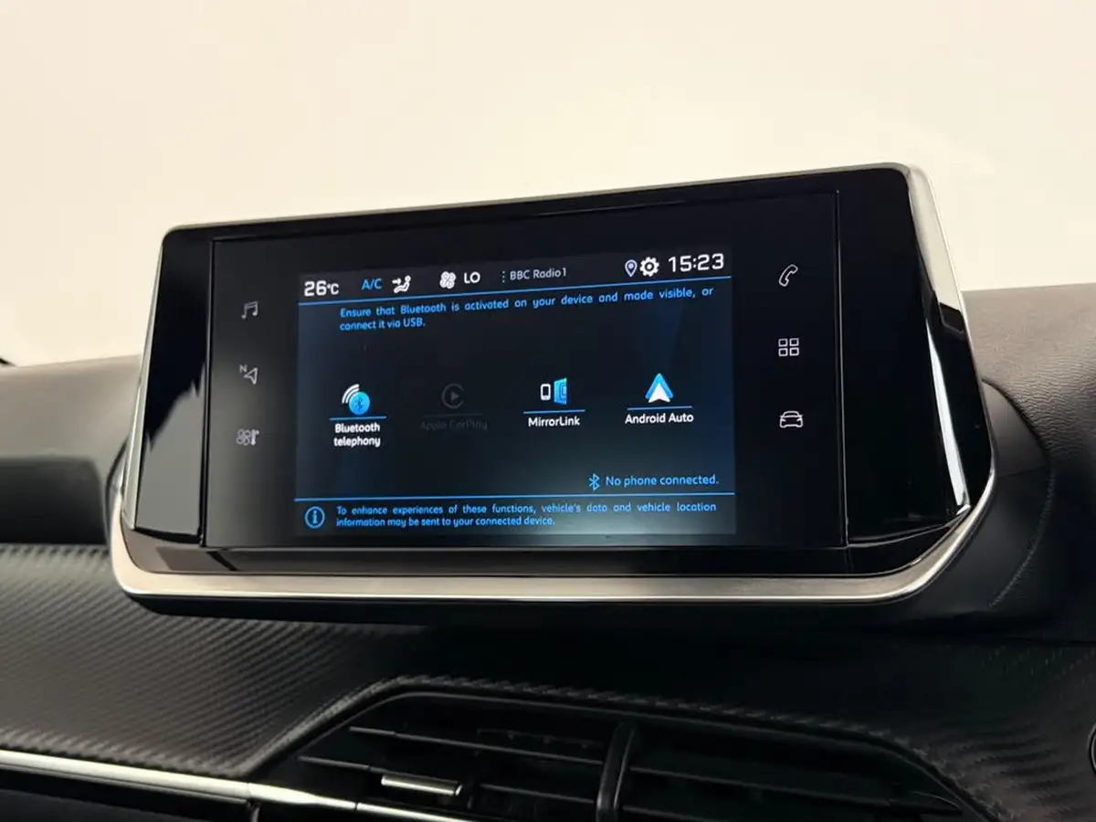 2022-peugeot-208-12-puretech-allure-premium-100bhp-eat8-big-35