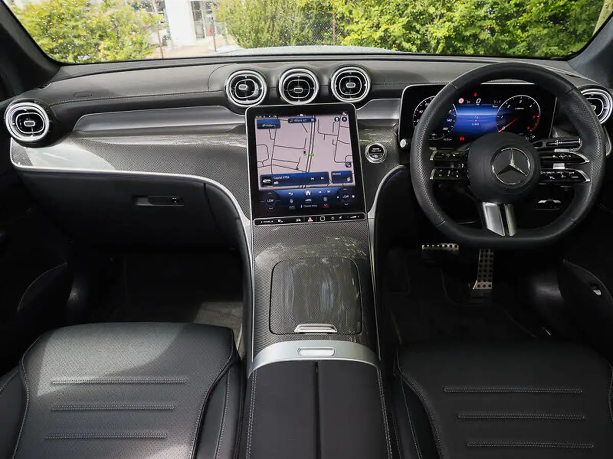2024-mercedes-benz-glc-class-20d-glc300d-amg-line-premium-269ps-suv-5d-1993cc-big-2