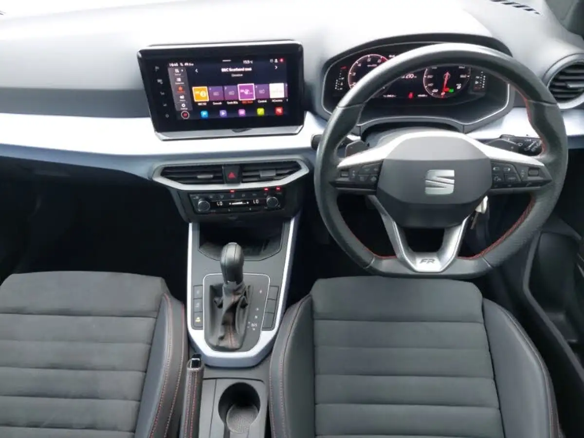 2022-seat-arona-10-tsi-fr-sport-dsg-big-2