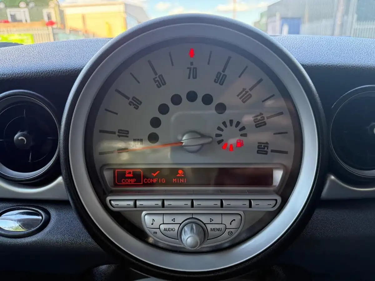 2008-mini-cooper-16-cooper-s-175bhp-hatchback-3d-big-39