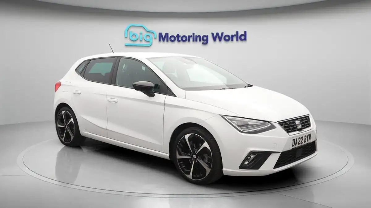 2022-seat-ibiza-10-tsi-fr-sport-110ps-big-1