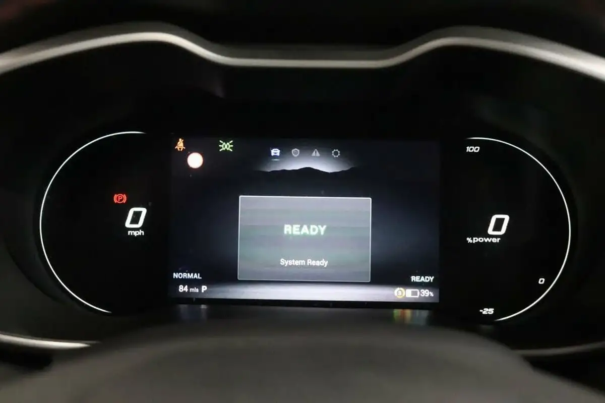2022-mg-zs-suv-e-trophy-connect-ev-156ps-long-range-big-25