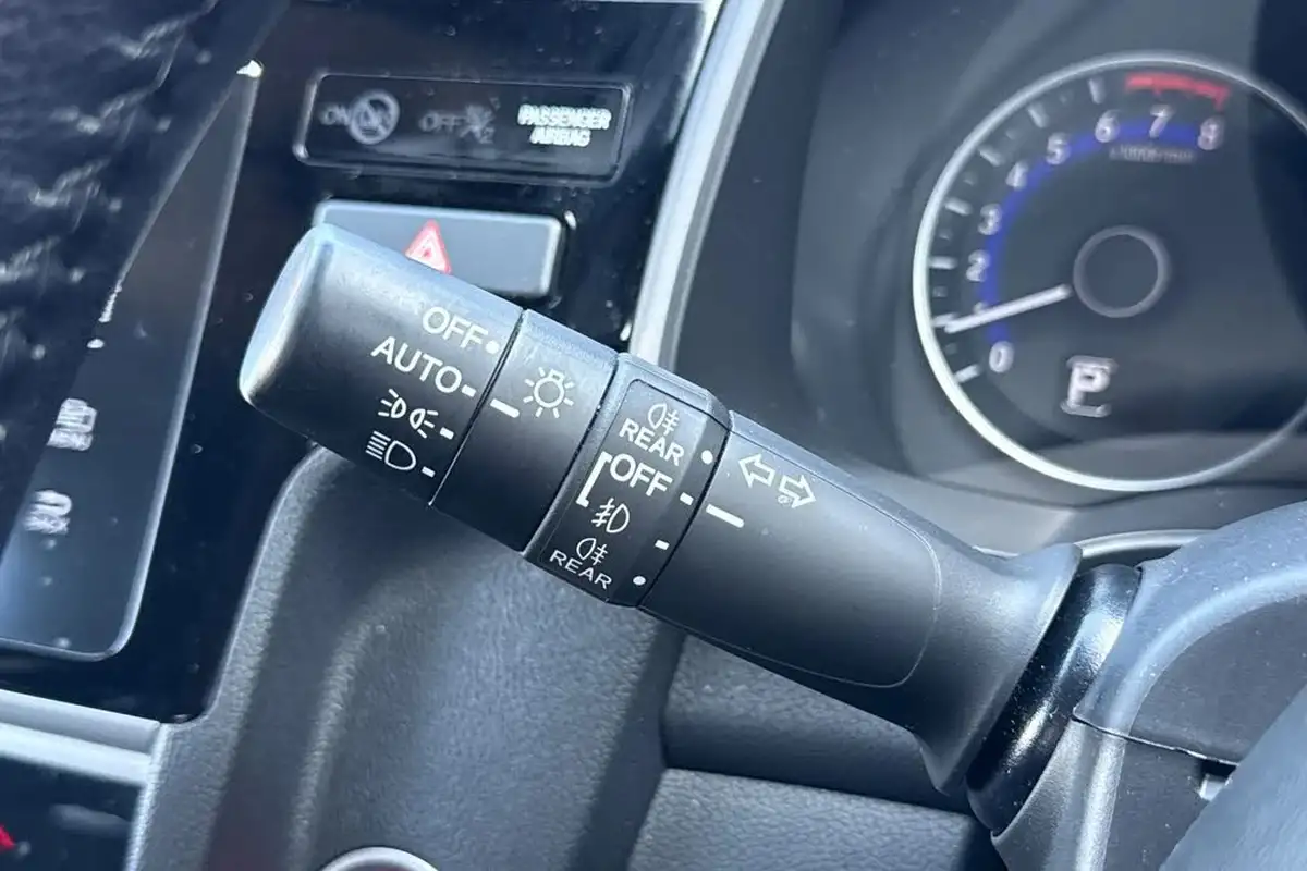 2019-honda-jazz-13-i-vtec-ex-cvt-big-29