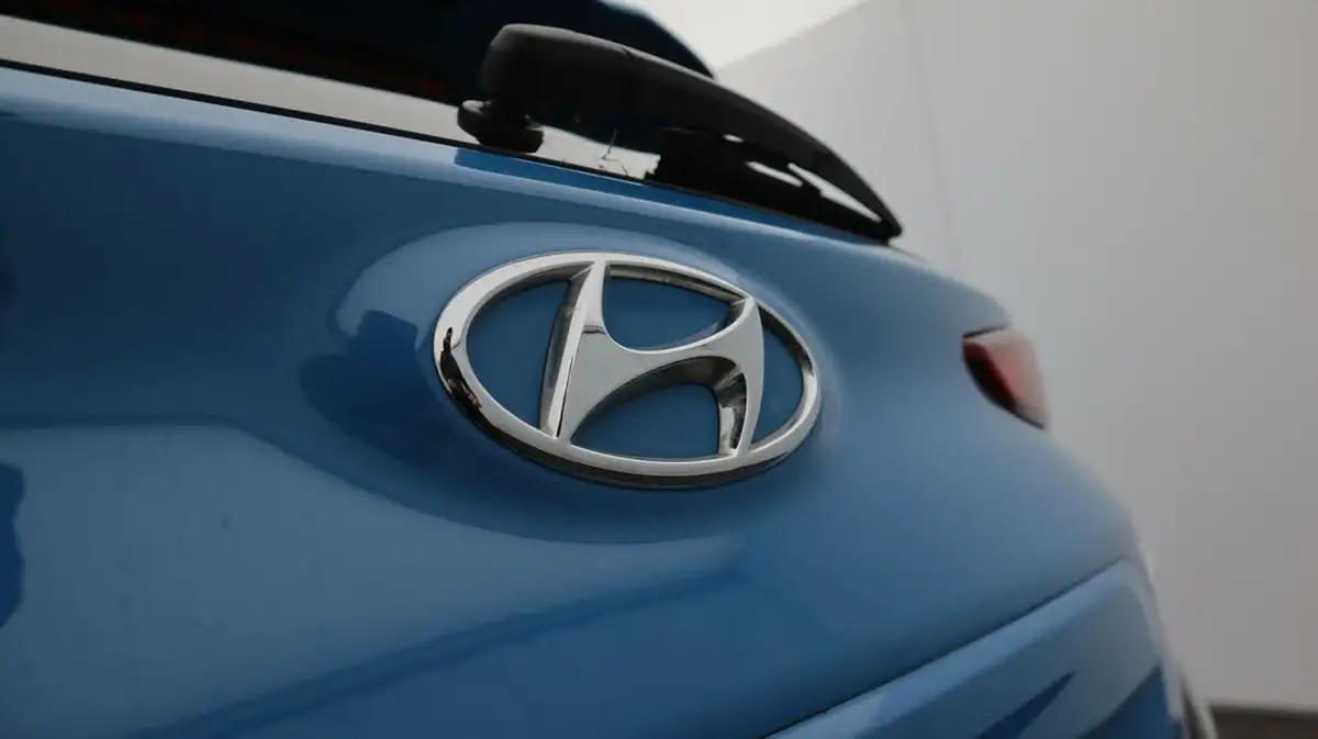 2022-hyundai-kona-e-ultimate-big-23