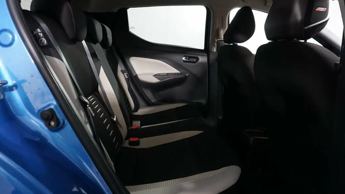 2019-nissan-micra-10-ig-t-tekna-xtronic-big-19