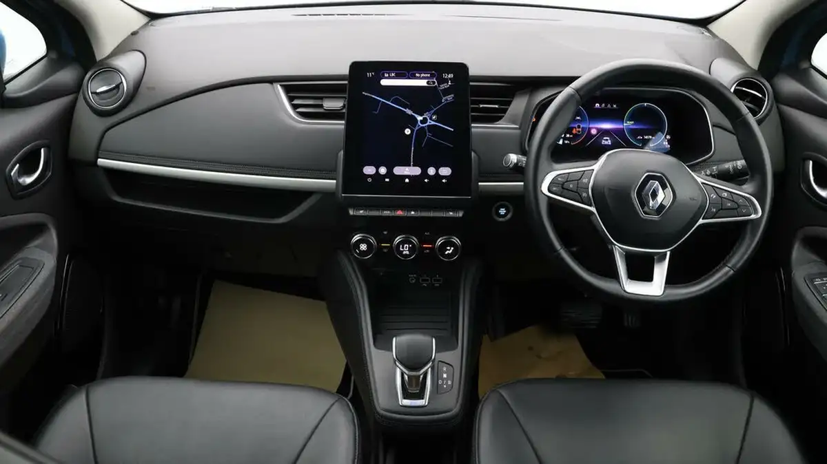 2021-renault-zoe-e-gt-line-big-12