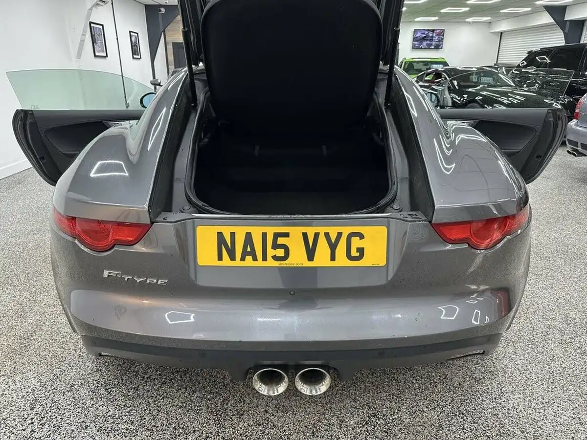 2015-jaguar-f-type-30-v6-coupe-quickshift-big-10