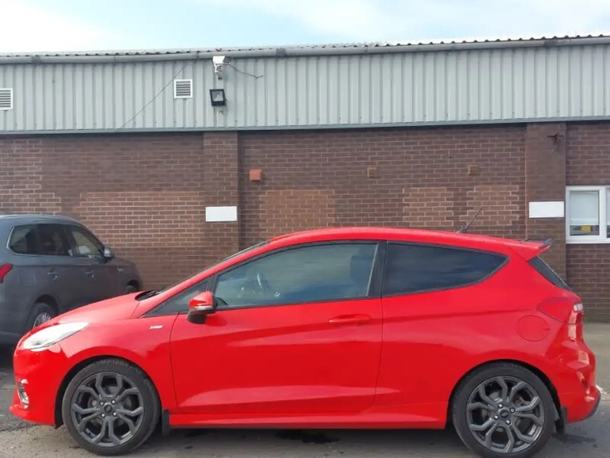 2018-ford-fiesta-10t-st-line-125ps-3d-big-3