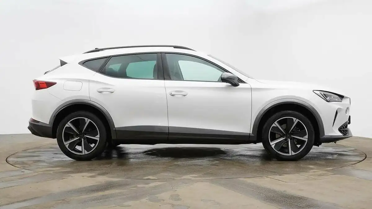 2024-cupra-formentor-14-e-hybrid-v1-big-3