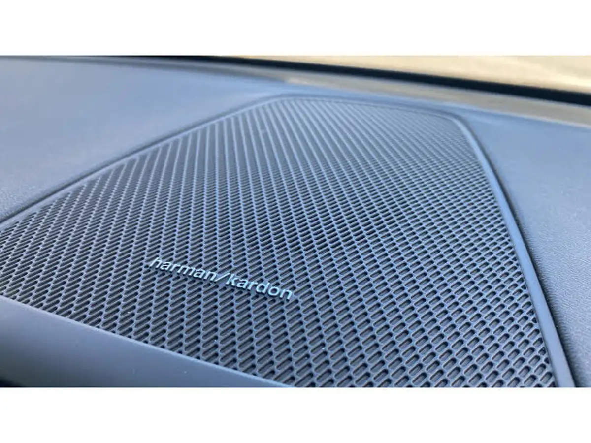 2024-volvo-xc60-20-t6-plus-black-edition-big-42