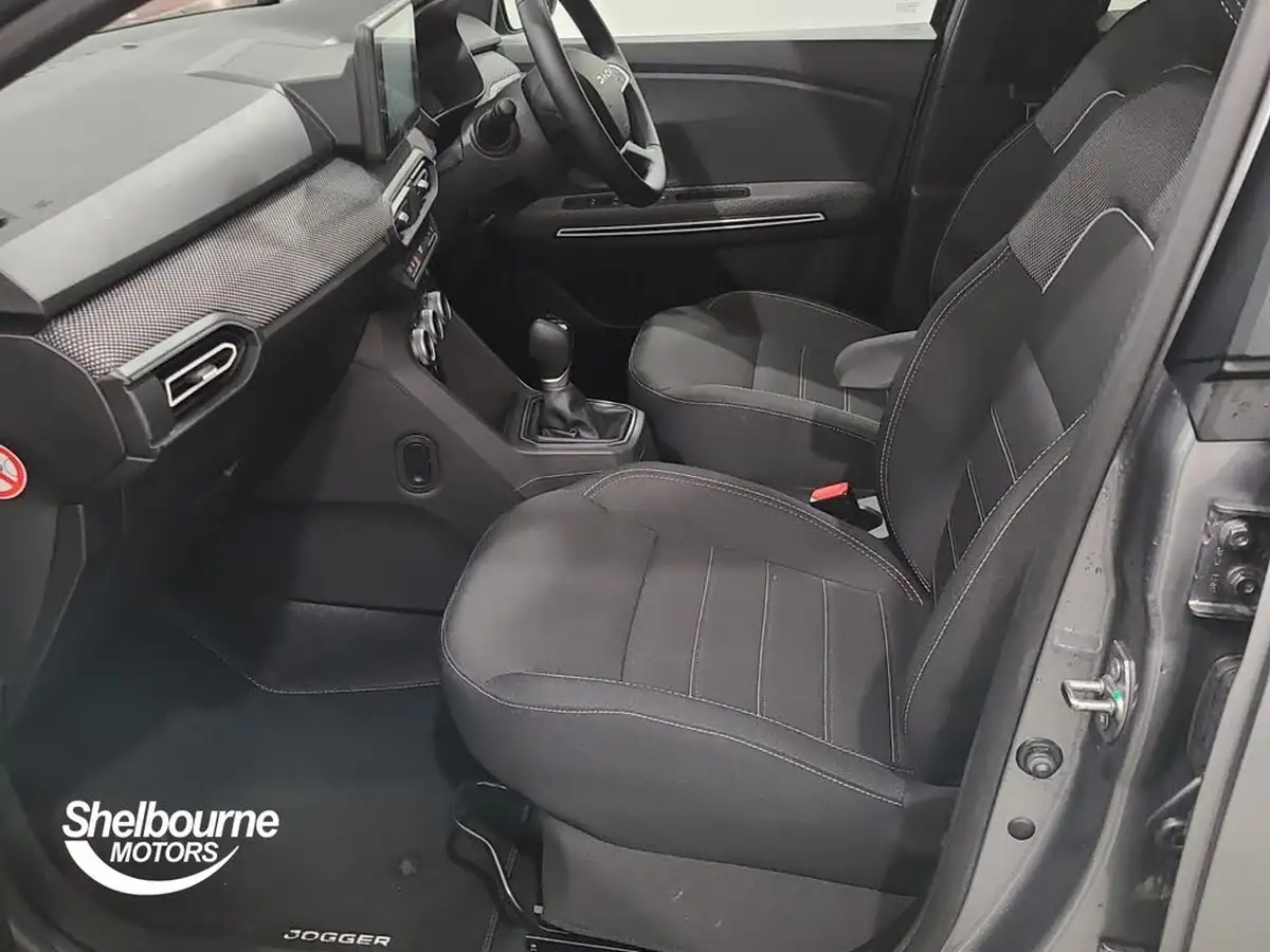 2023-dacia-jogger-16-tce-extreme-se-big-9