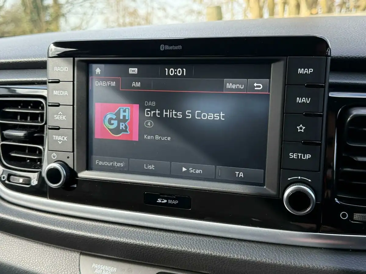 2018-kia-rio-14-3-big-44