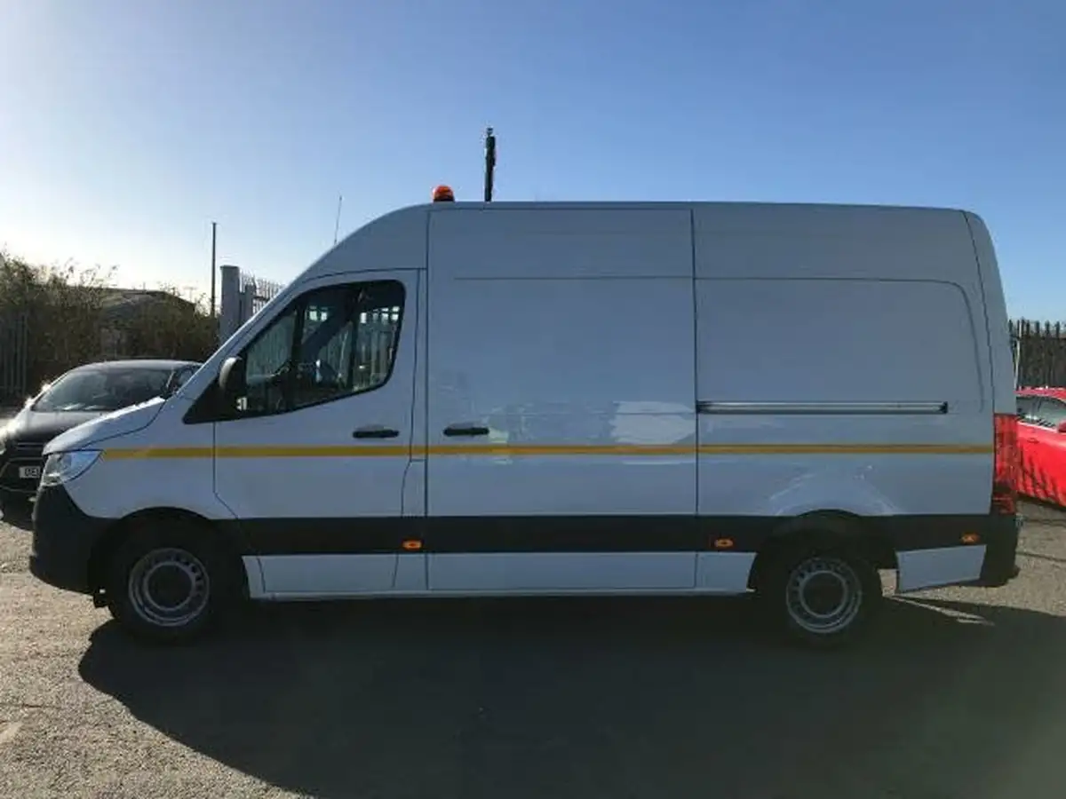 2021-mercedes-benz-sprinter-20cdi-315-l1h1-progressive-150pseu6dt-panel-rwd-eco-gear-360-big-9