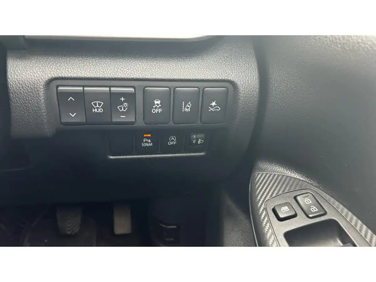 2021-mitsubishi-eclipse-cross-15-4-big-25