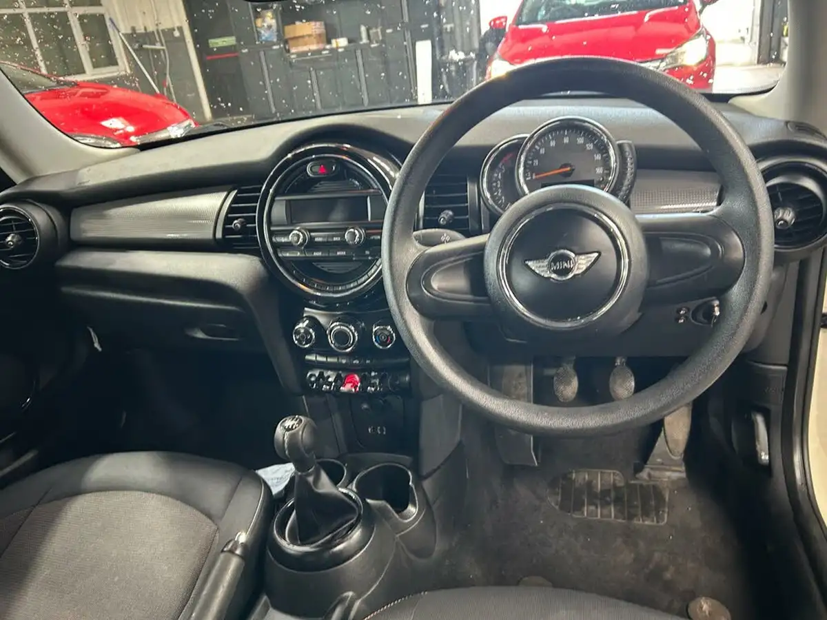 2015-mini-cooper-15td-cooper-d-116bhp-3d-big-7