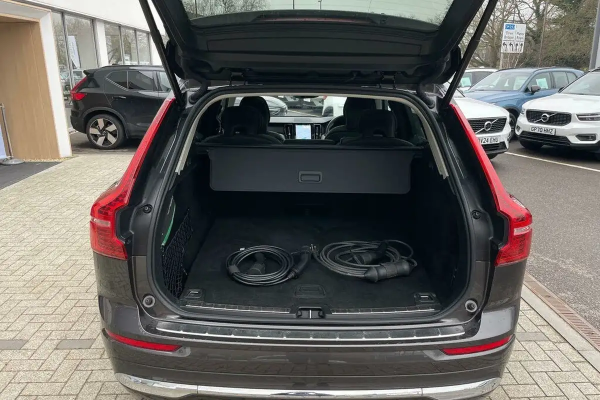 2022-volvo-xc60-20-t8-inscription-pro-455bhp-plug-in-hybrid-big-18