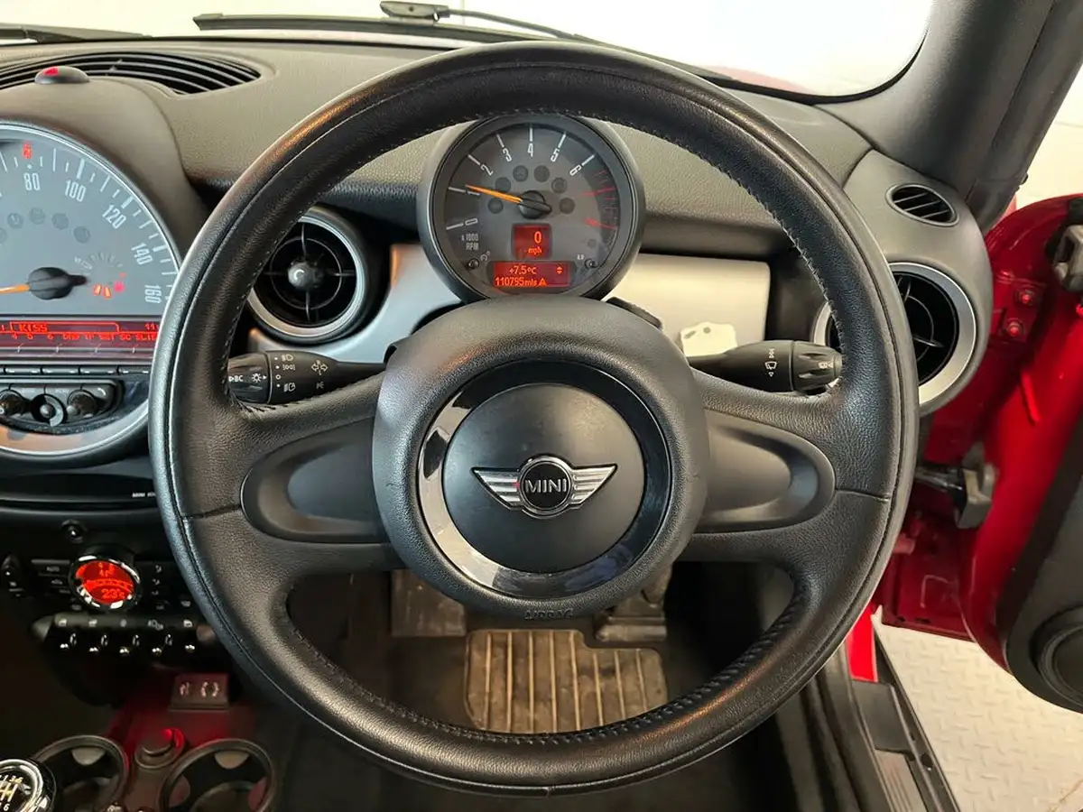 2014-mini-cooper-16-cooper-122bhp-convertible-2d-big-15
