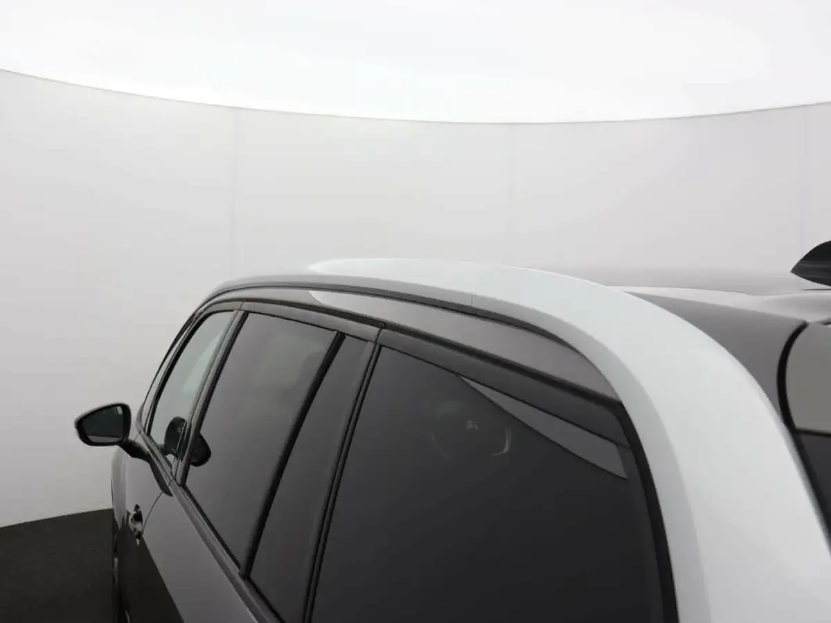 2022-citroen-grand-c4-spacetourer-15bluehdi-sense-big-43