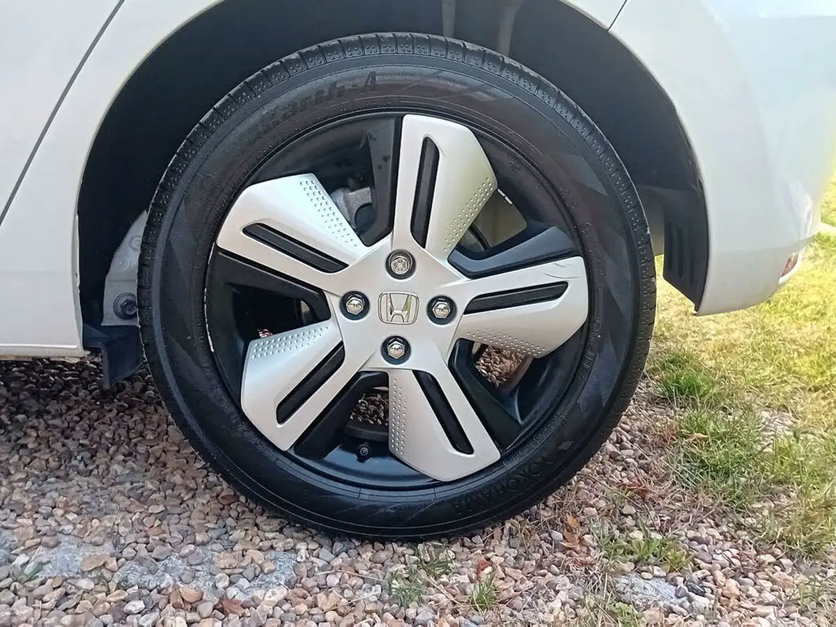 2020-honda-jazz-15-i-mmd-ex-big-36