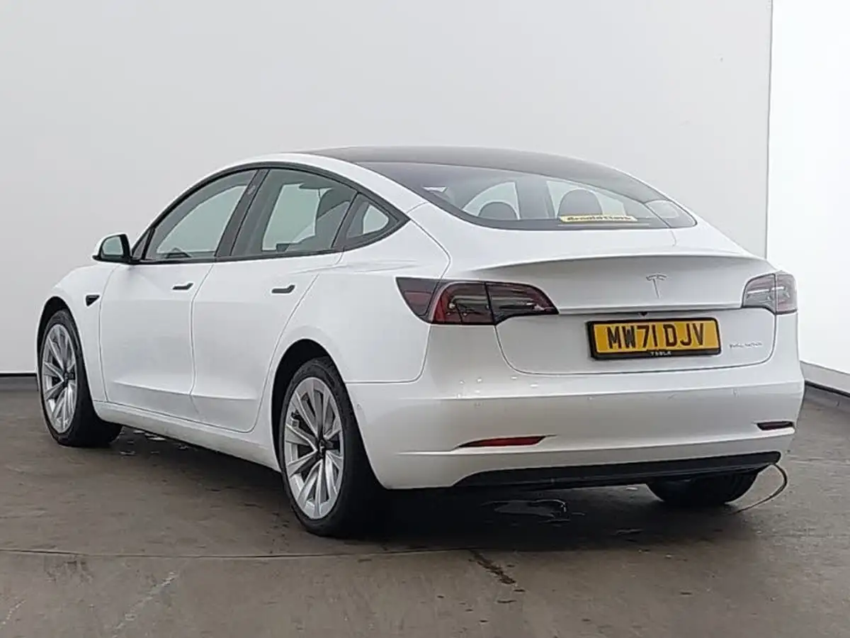 2021-tesla-model-3-e-long-range-awd-big-1