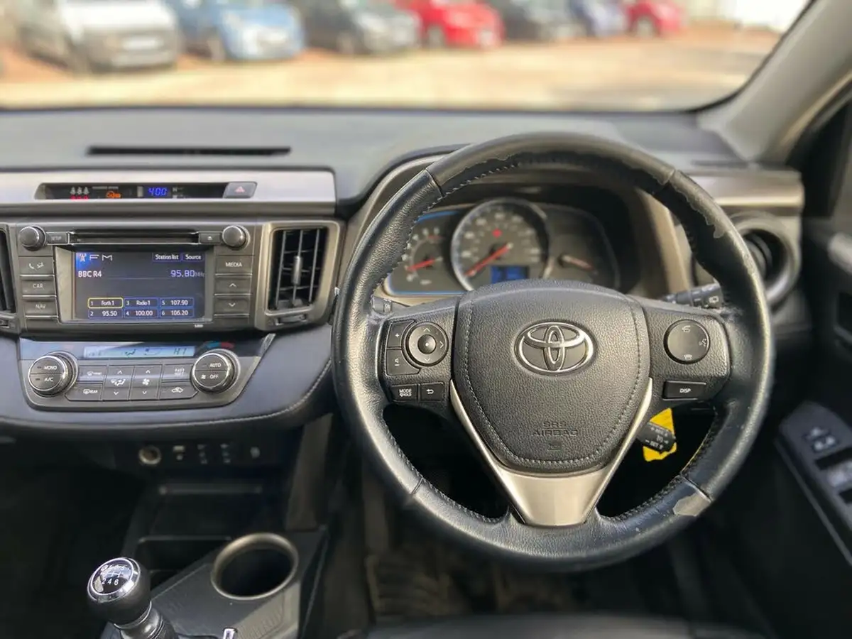 2013-toyota-rav4-20td-icon-20d-4d-2wd-1990cc-big-9