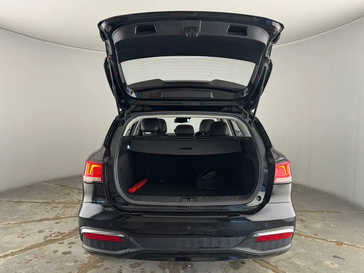 2021-mg-mg5-e-exclusive-ev-long-range-big-35