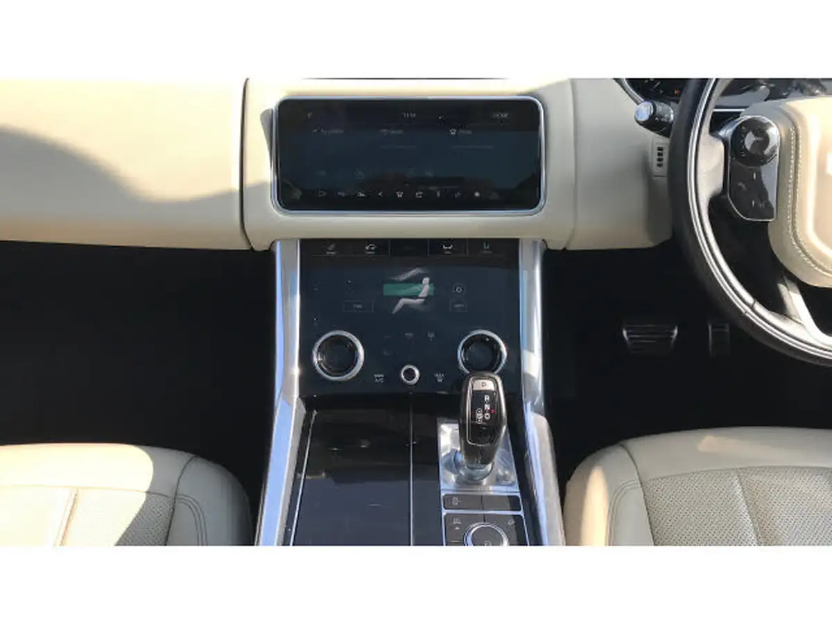 2022-land-rover-range-rover-sport-30-d300-hse-silver-big-13