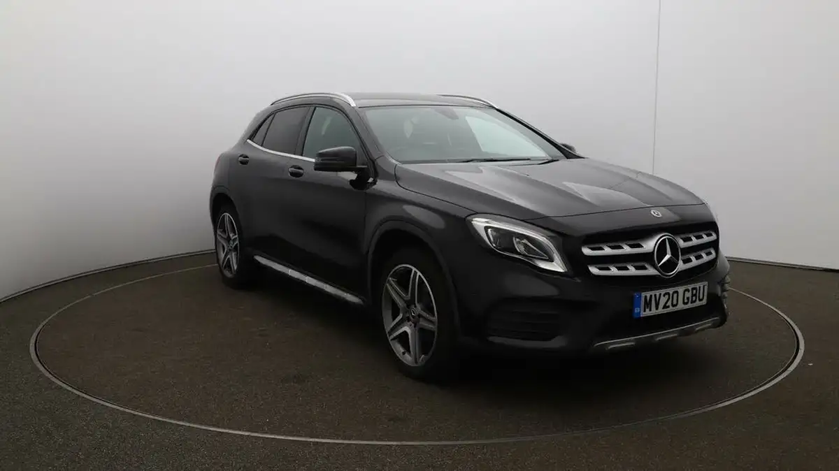 2020-mercedes-benz-gla-class-16-gla-180-amg-line-edition-7g-dct-big-40