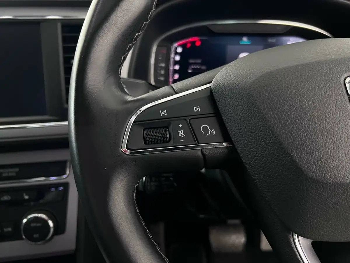 2019-seat-leon-20-tsi-xcellence-lux-estate-big-31