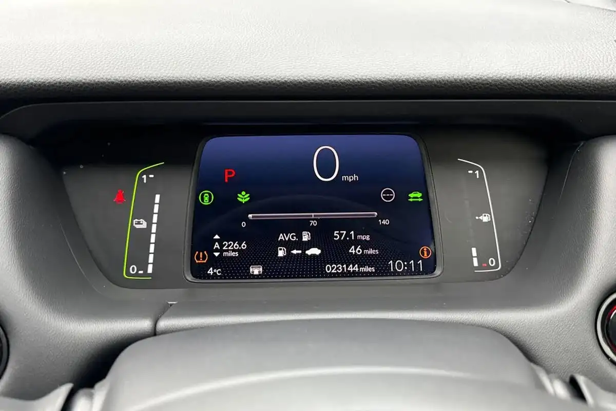 2021-honda-jazz-15-i-mmd-sr-109ps-big-18