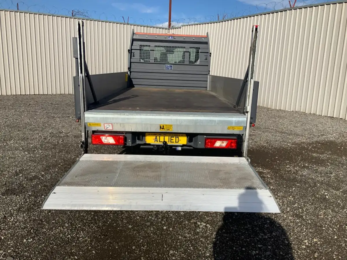 2022-ford-transit-20tdci-350-l2h1-leader-130pseu6dt-fwd-cab-big-9