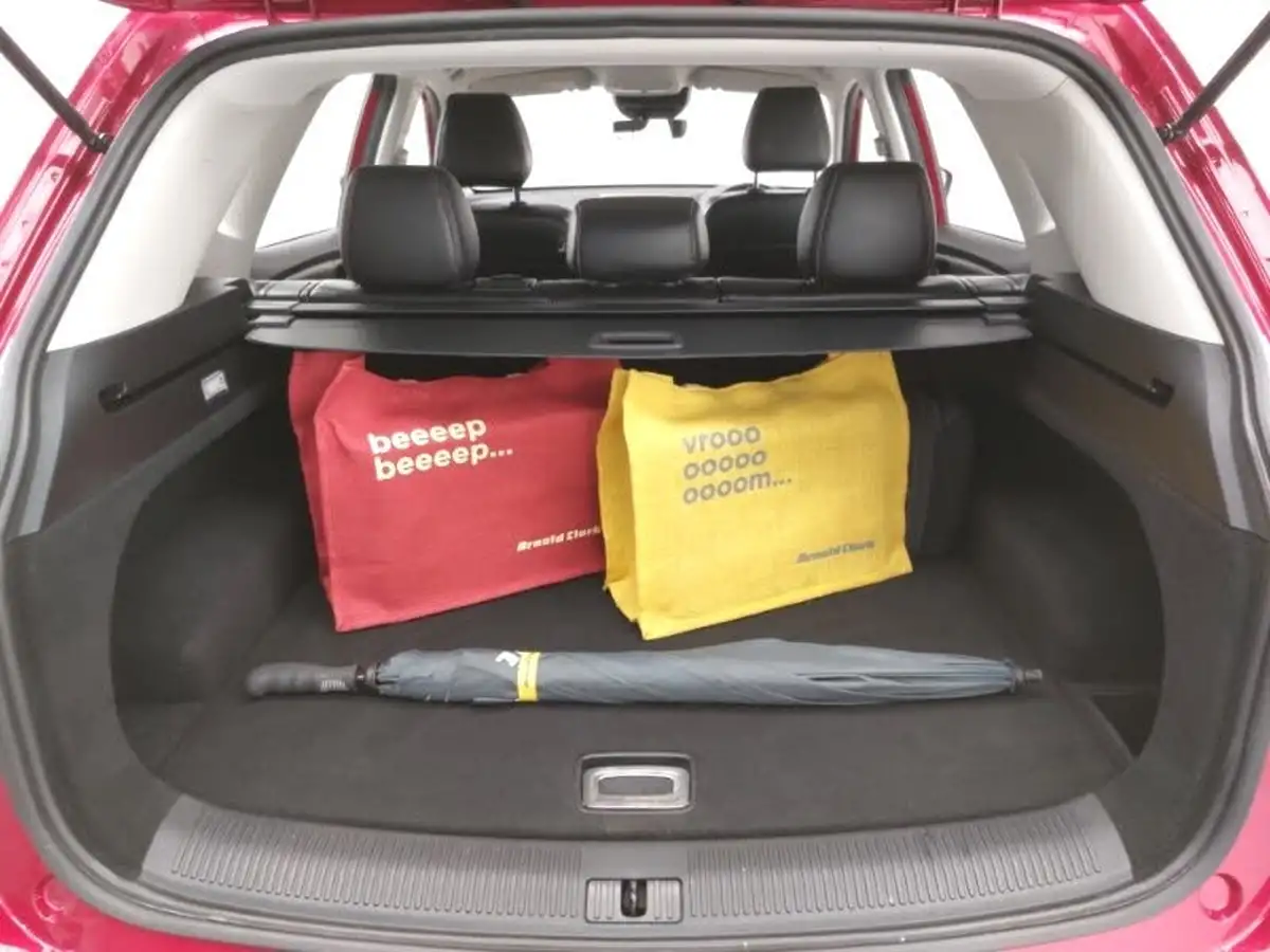 2020-mg-hs-15t-gdi-excite-162ps-big-7