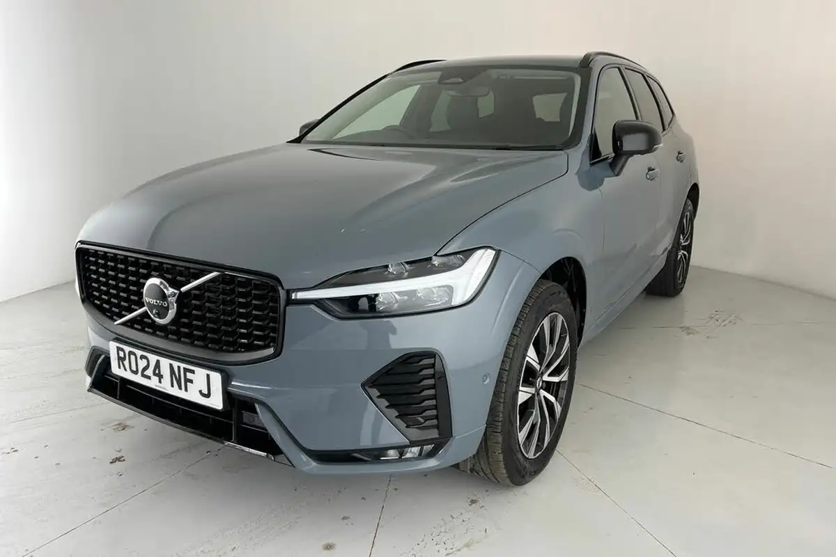 2024-volvo-xc60-20-b5-plus-big-24