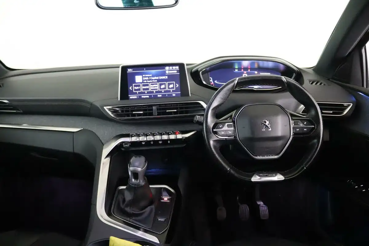 2020-peugeot-5008-suv-15-bluehdi-gt-line-big-15
