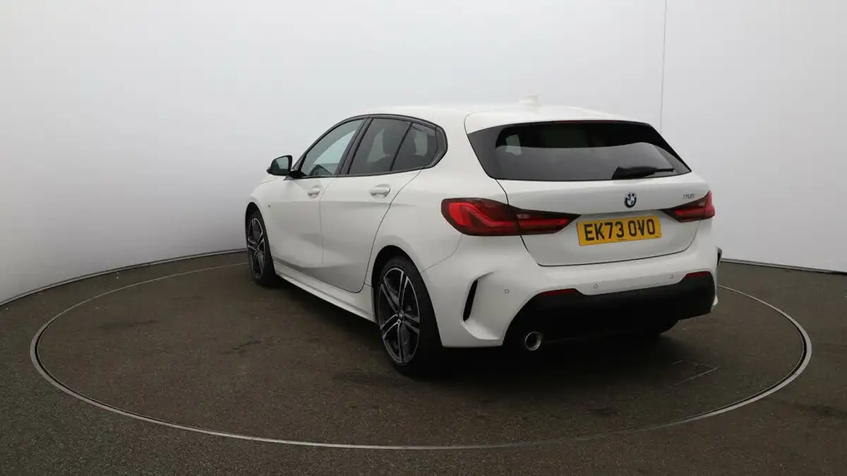 2023-bmw-1-series-15-118i-m-sport-lcp-dct-big-59