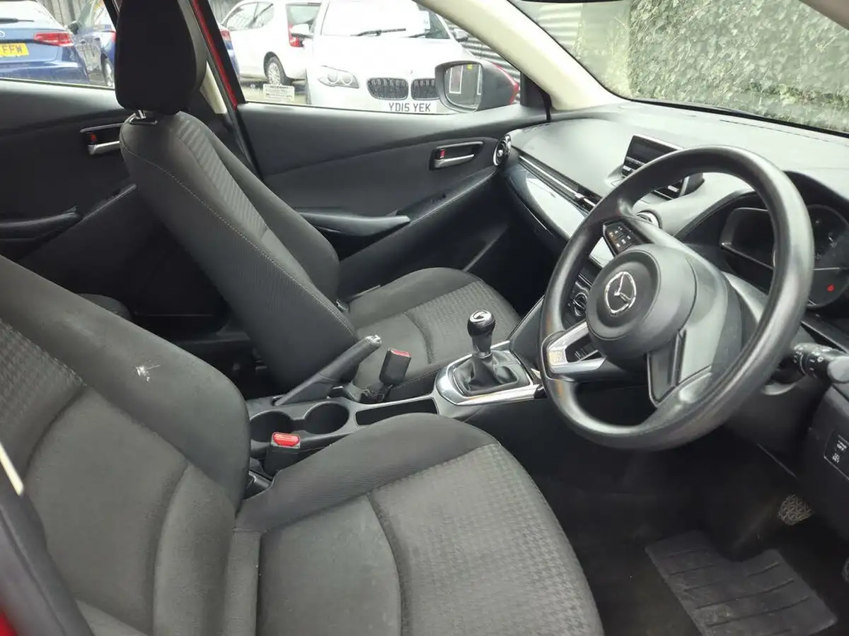 2018-mazda-mazda2-15-se-big-12