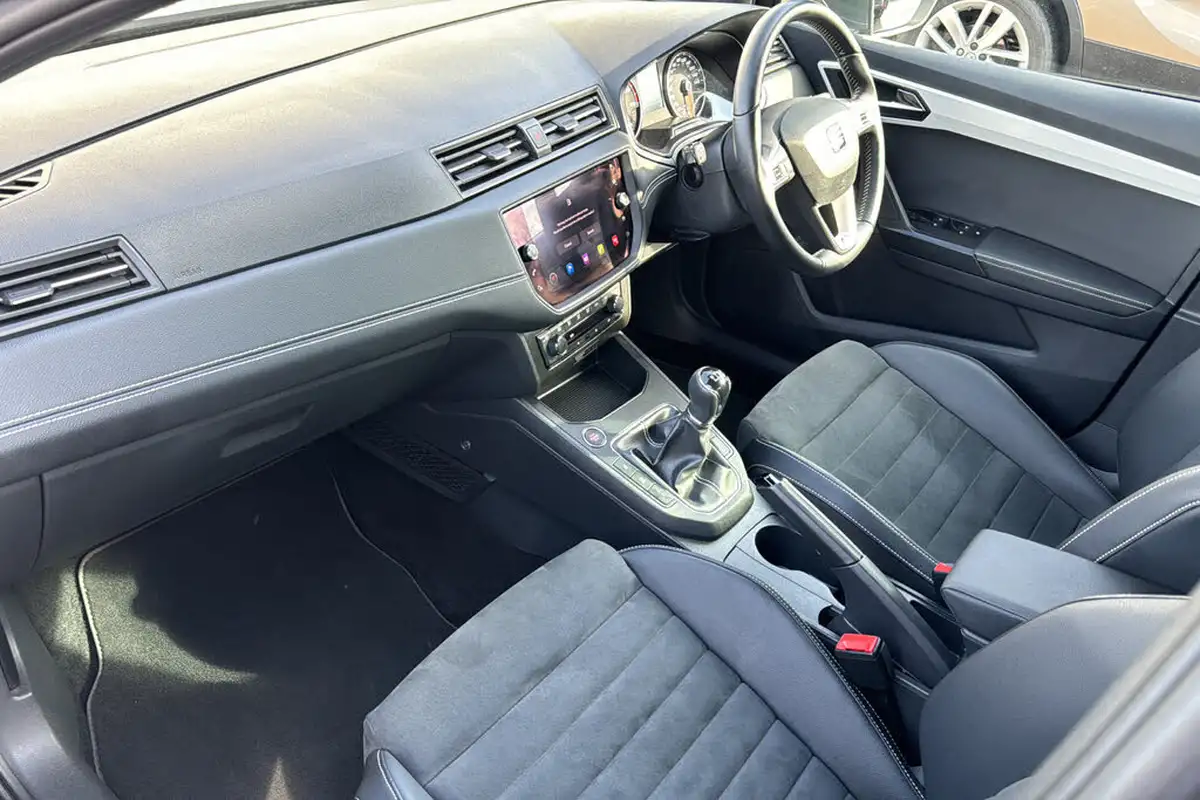 2021-seat-ibiza-10-tsi-xcellence-110ps-big-9