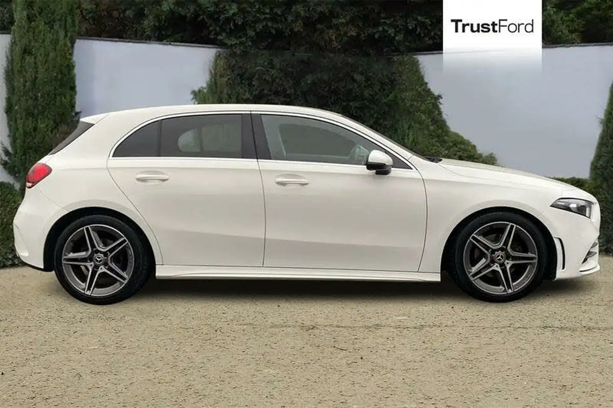 2019-mercedes-benz-a-class-13-a180-amg-line-hatchback-5d-big-2