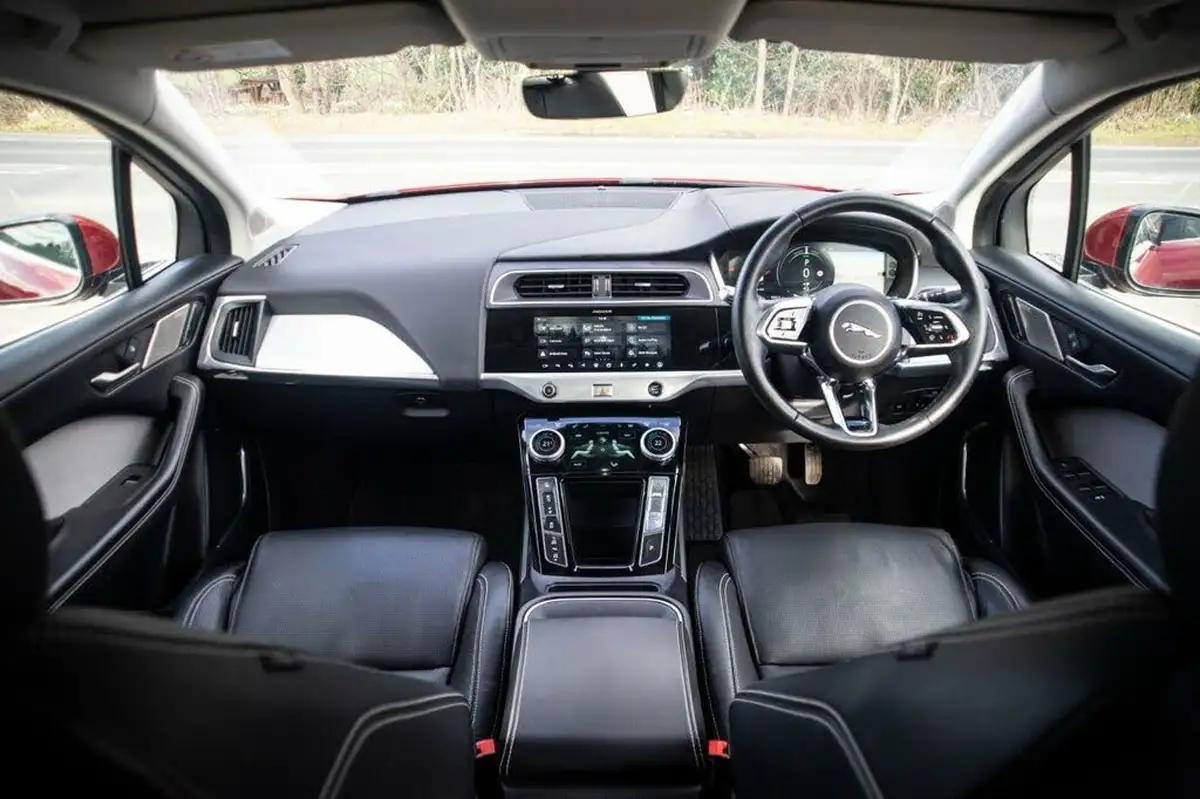 2018-jaguar-i-pace-ev400-hse-big-16