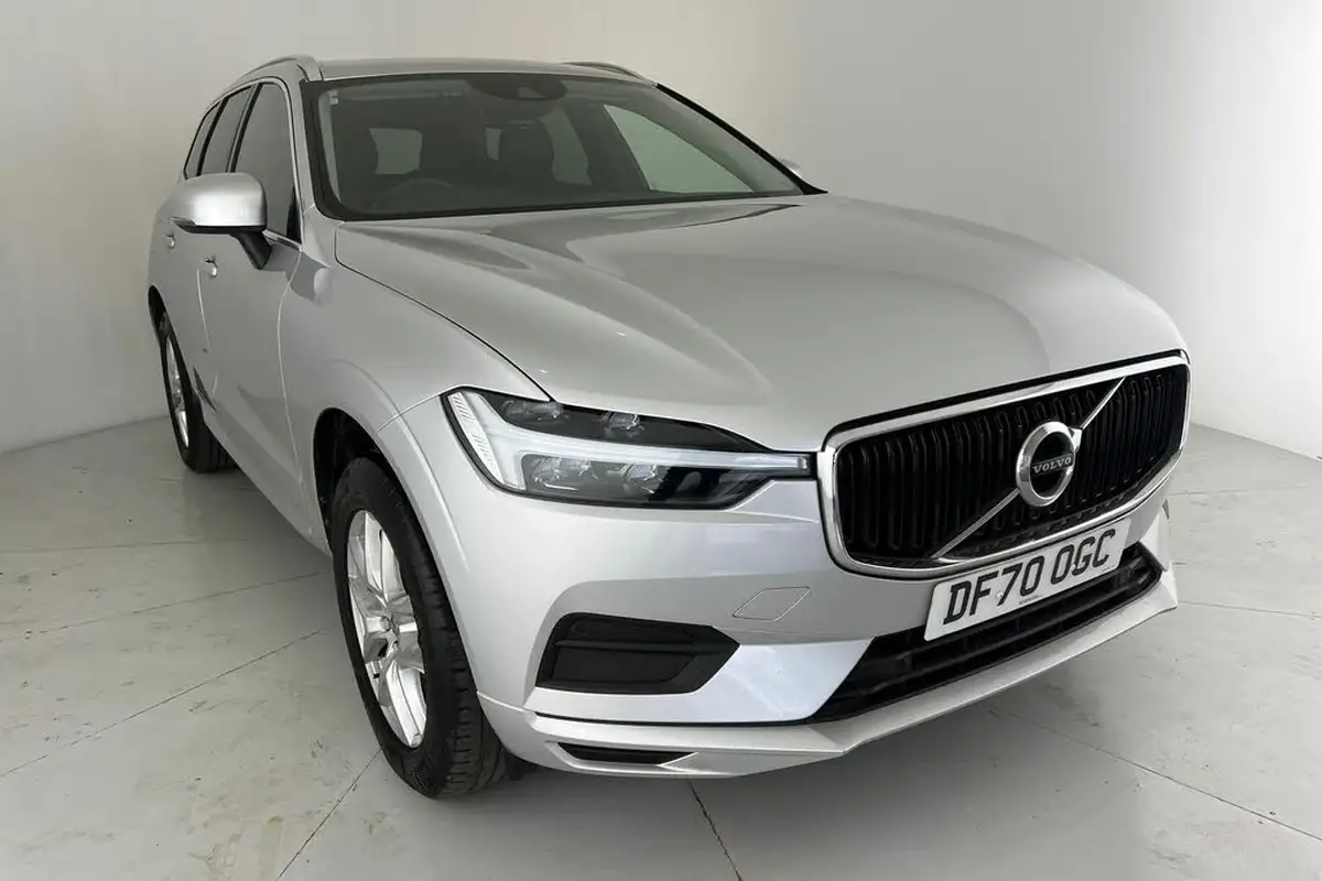 2021-volvo-xc60-20td-b4-momentum-awd-big-26