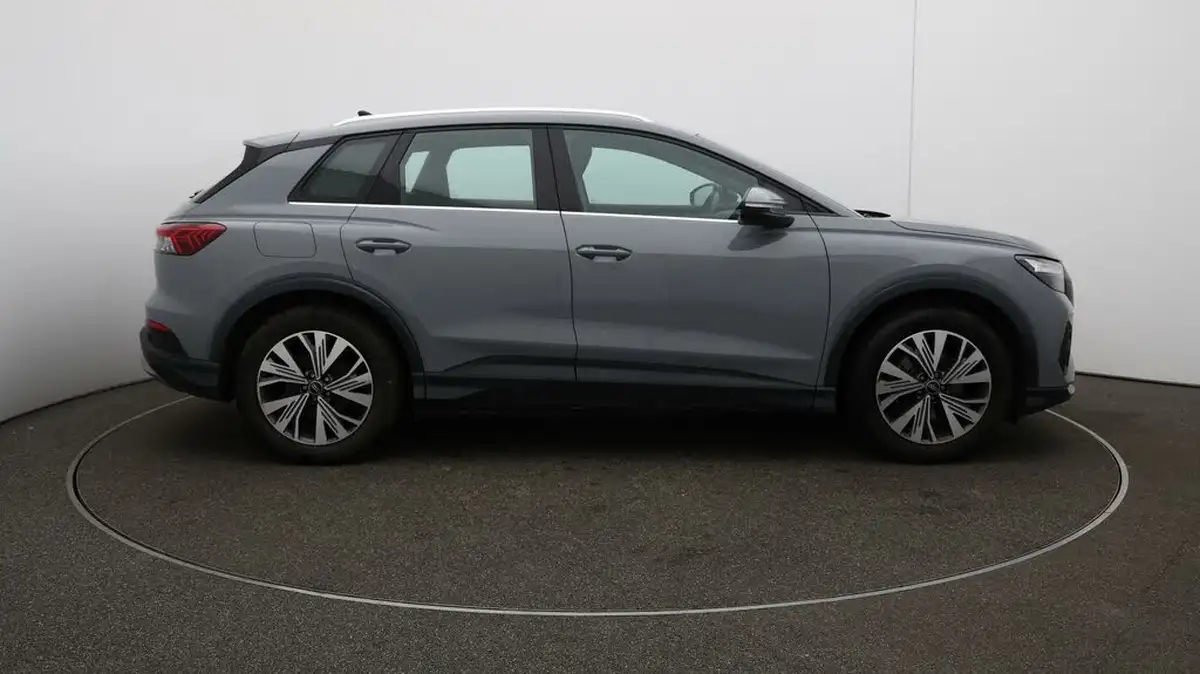 2022-audi-q4-e-tron-35e-sport-station-wagon-big-48