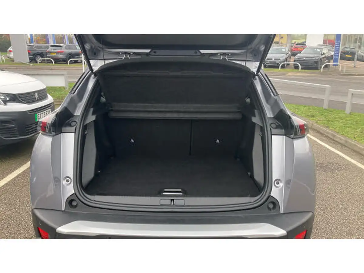 2023-peugeot-2008-suv-12-puretech-allure-premium-100bhp-big-3