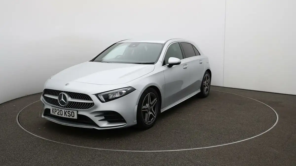 2020-mercedes-benz-a-class-20d-a200d-amg-line-hatchback-5d-big-29