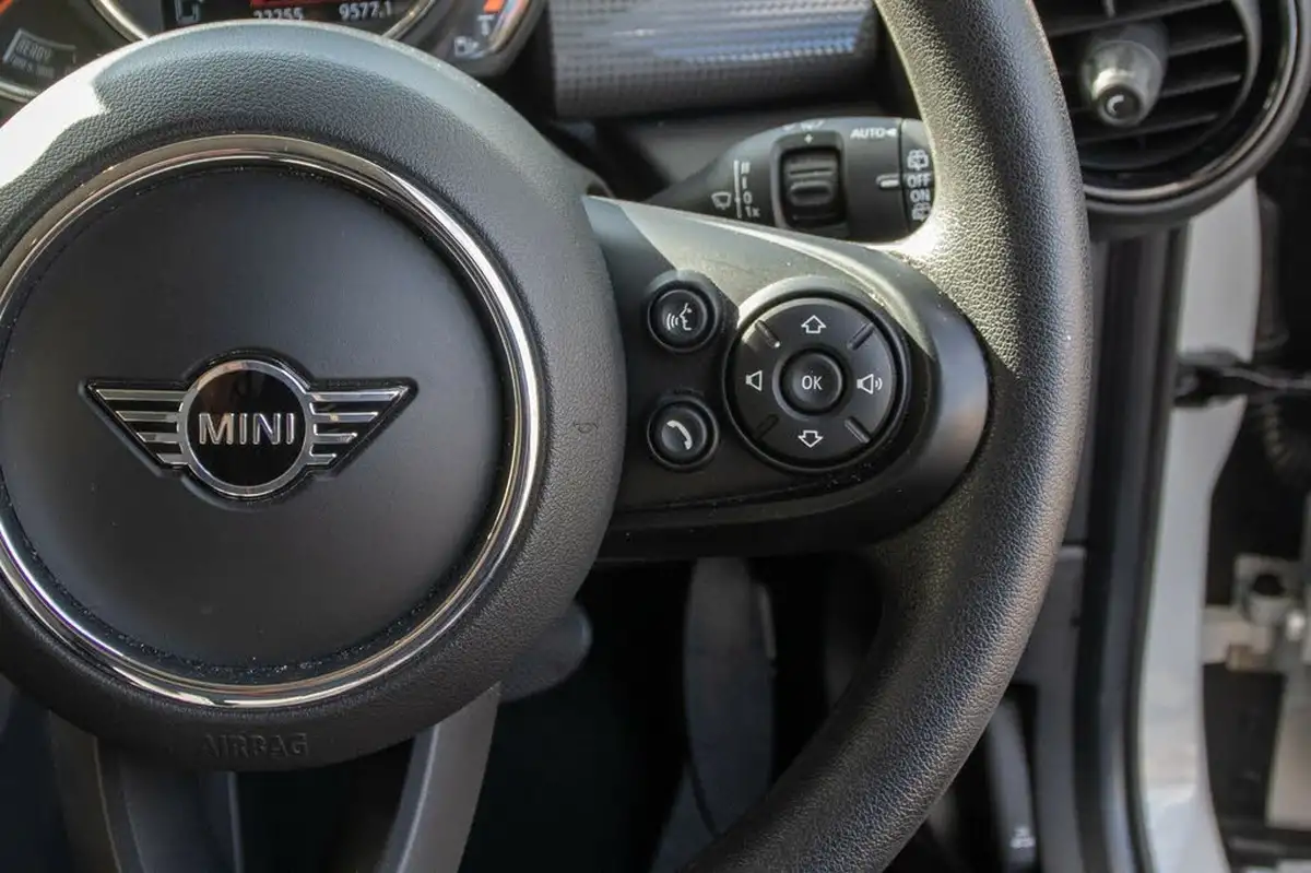 2020-mini-countryman-15-cooper-classic-auto-big-19